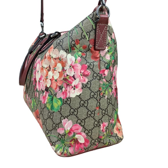 GUCCI Floral Booms Supreme Monogram 2 Way Tote Bag - Picture 6 of 15